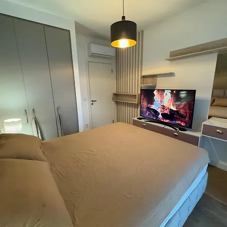 The Gates 1503 Apartment